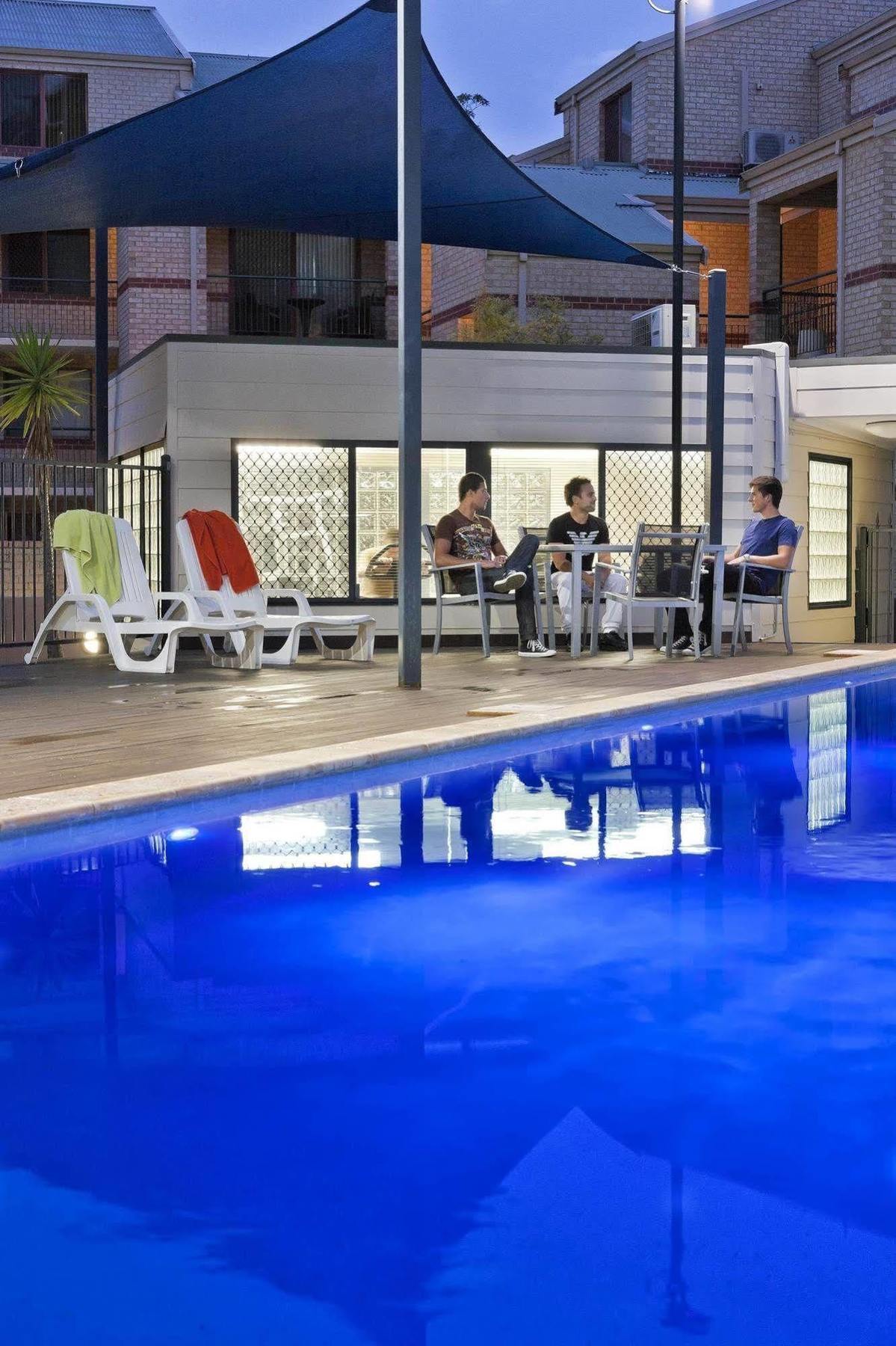 Mont Clare Boutique Apartments Perth Luaran gambar